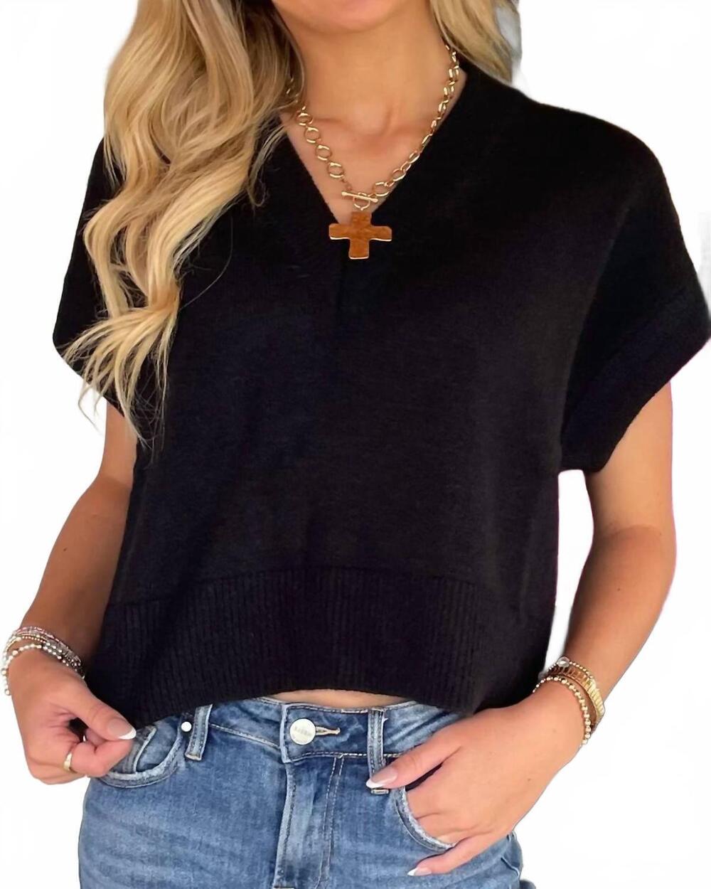 NEW EASEL bella cropped sweater in black